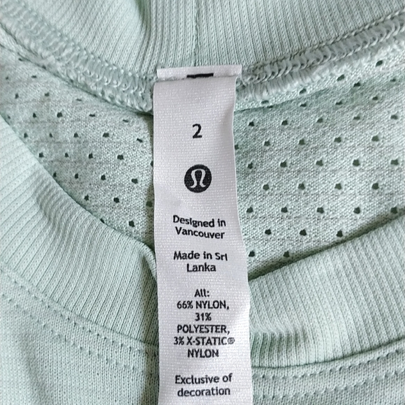 Lululemon tank top - Picture 2 of 4